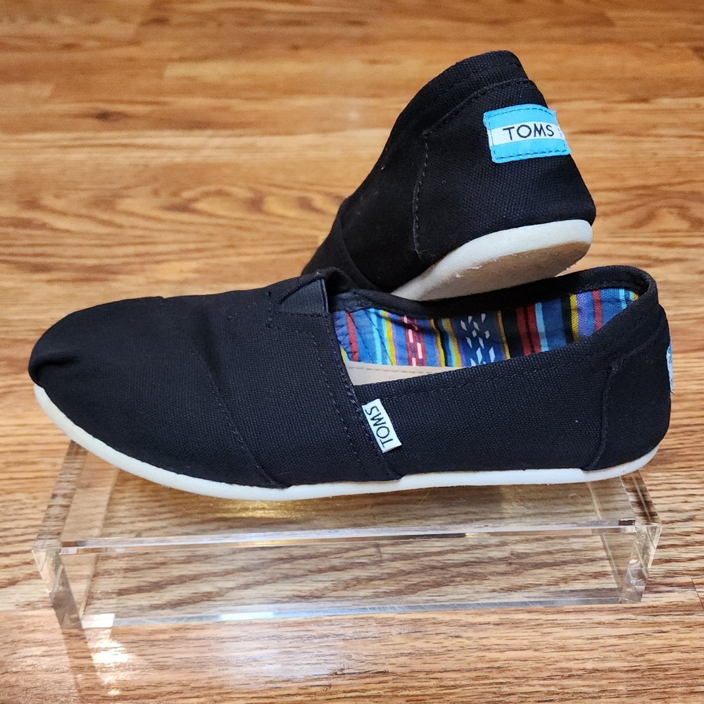 TOMS Classic Black Alpargata Slip-On Shoes W8.5